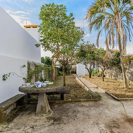 Dom wakacyjny Guestready - Casa Do Visconde Ponta Delgada